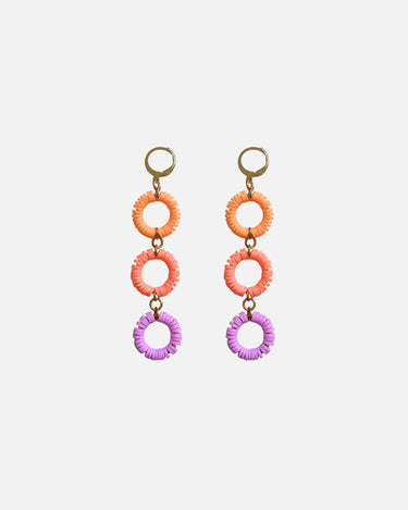 pendientes de cuentas heishi color coral
