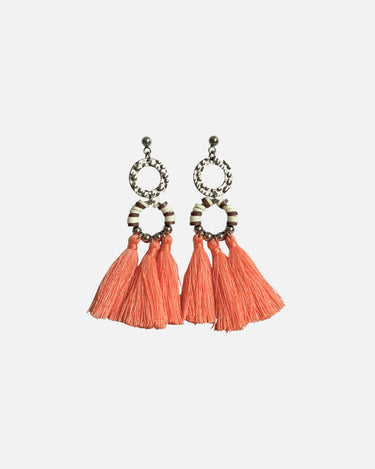 pendientes con borlas salmón