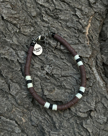 pulsera marrón
