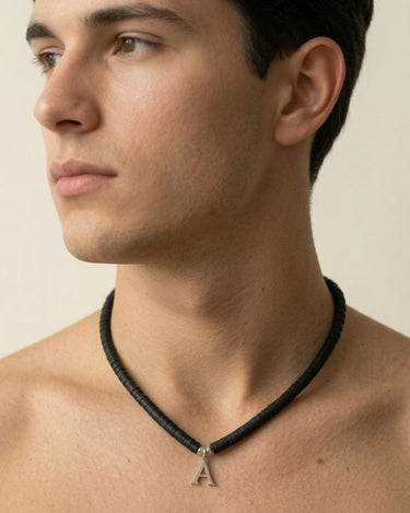 Collar inicial hombre